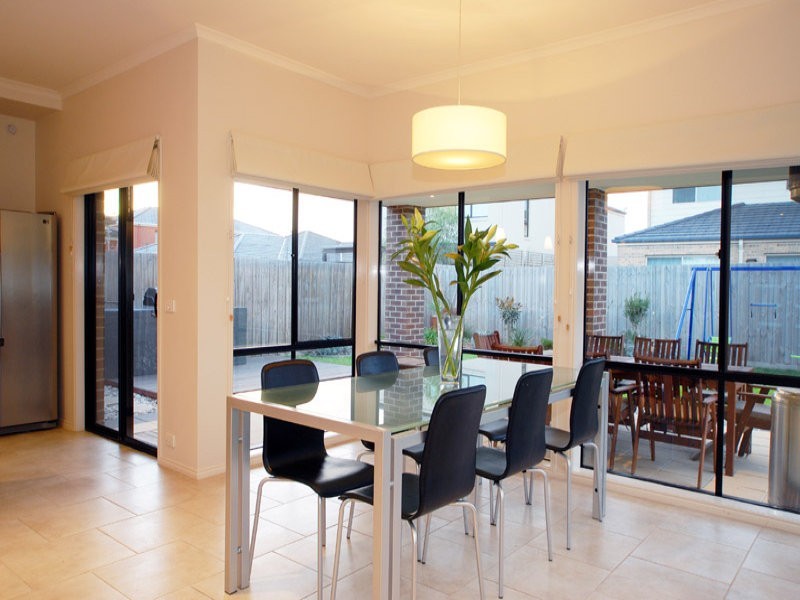 3 Winterset Close, Mordialloc VIC 3195