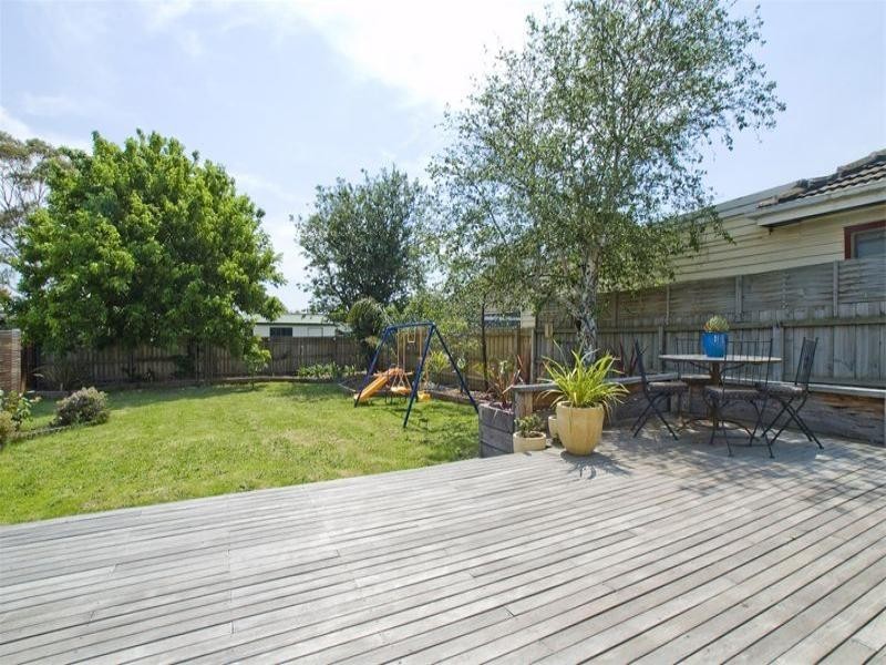 6 Rivette Street, Mordialloc VIC 3195