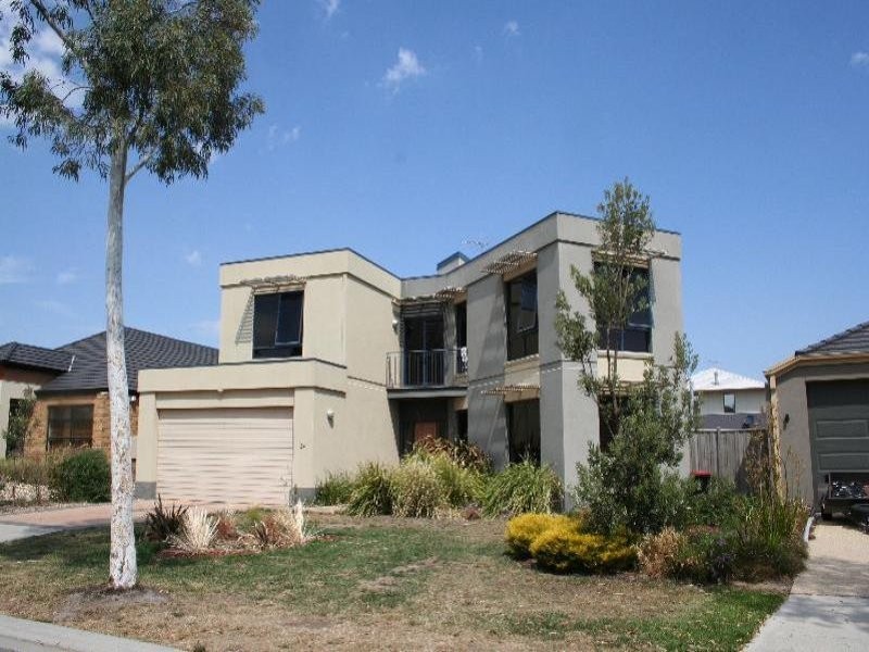 24 Merri Drive, Waterways VIC 3195