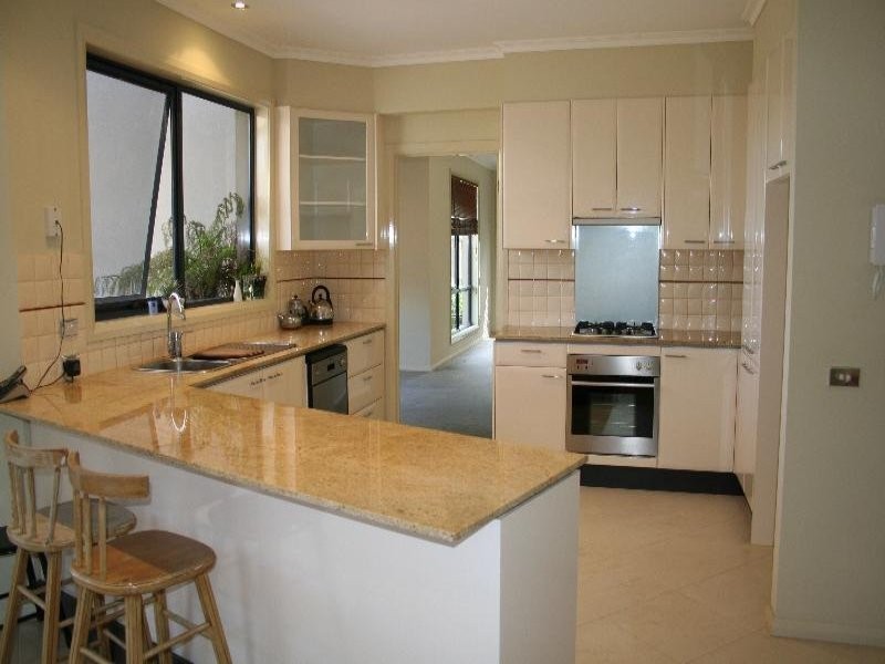 24 Merri Drive, Waterways VIC 3195