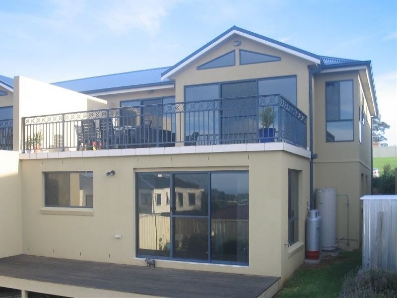 3 Love Street, Kiama NSW 2533