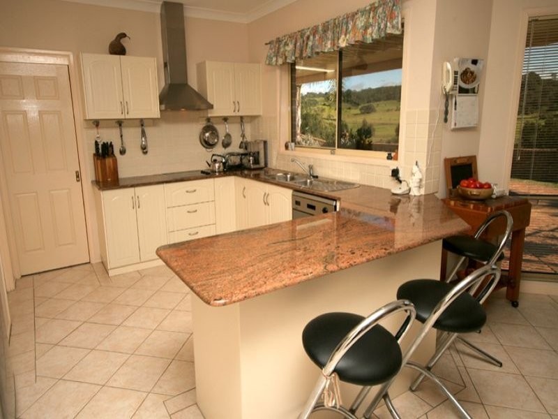 5 Fuller Drive, Dunmore NSW 2529