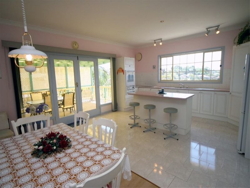 24 Belvedere Street, Kiama NSW 2533