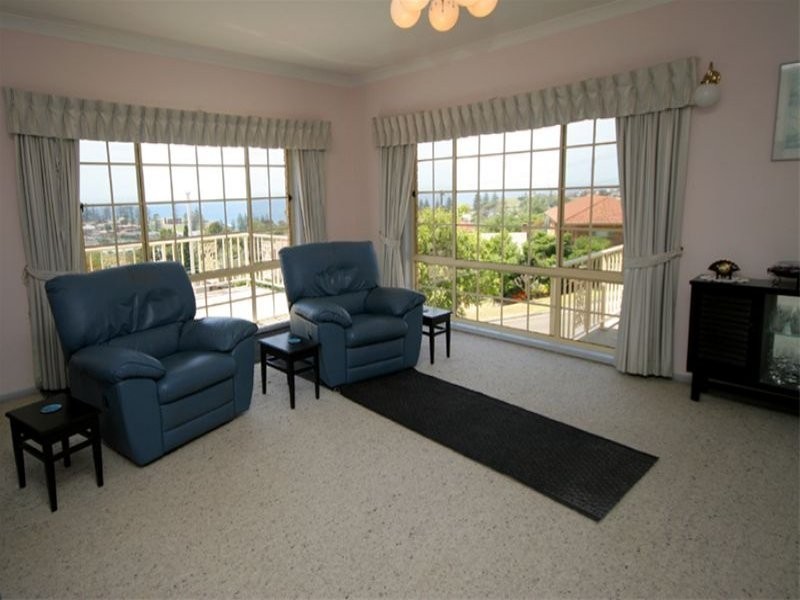 24 Belvedere Street, Kiama NSW 2533