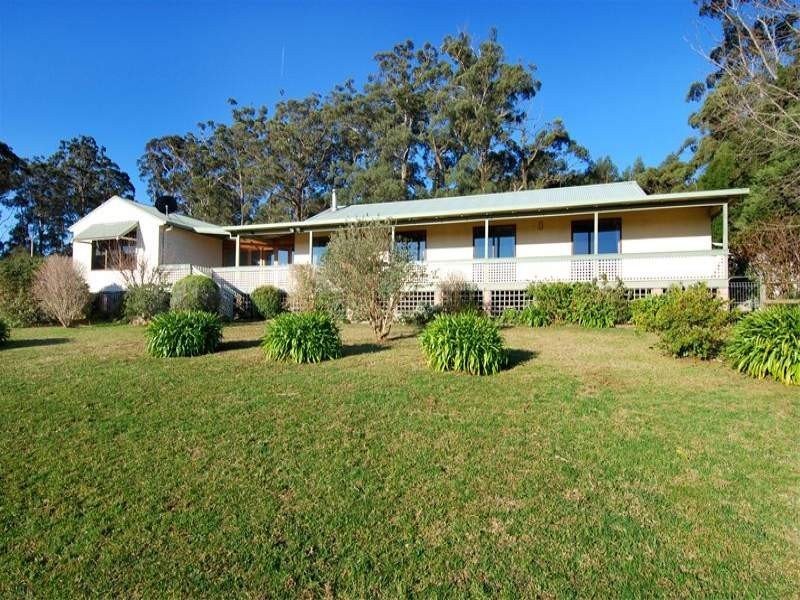 212 Lees Road, Robertson NSW 2577