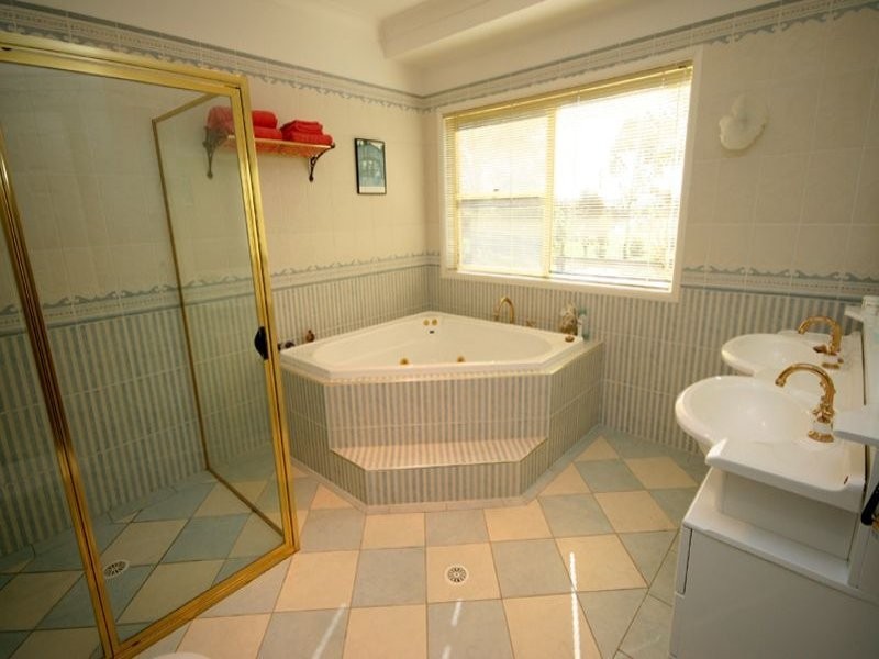 5 Fuller Drive, Kiama NSW 2533