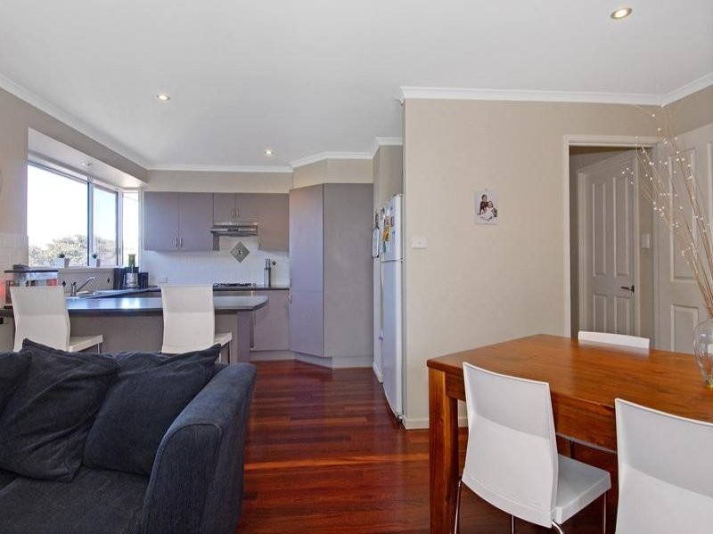 8 Pearce Place, Kiama NSW 2533