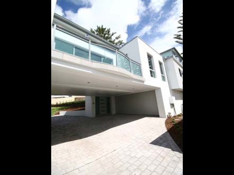 21 Pheasant Point Drive, Kiama NSW 2533