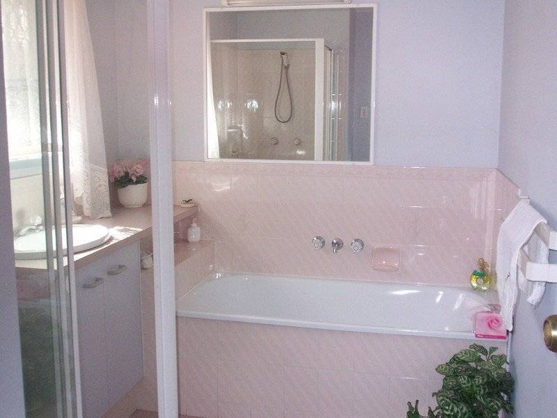 14 Nardie Street, Eight Mile Plains QLD 4113