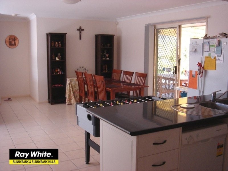 70 Lancaster Circuit, Stretton QLD 4116