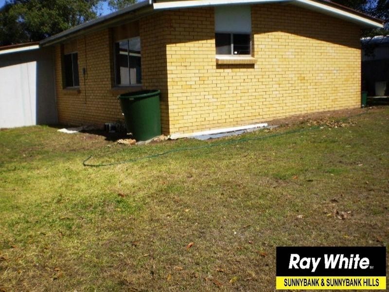 110 Railway Parade, Woodridge QLD 4114