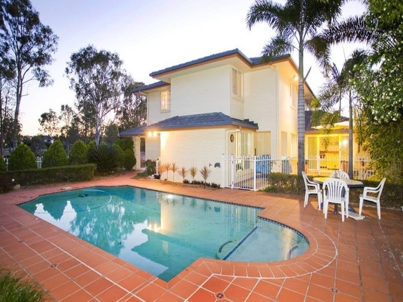 1 Superior Place, Parkinson QLD 4115