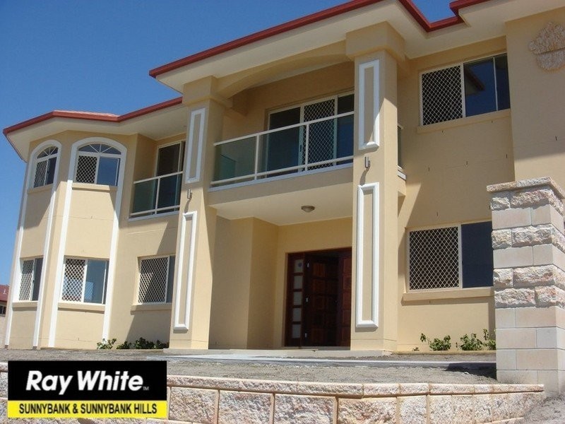 12 Avonlea Place, Eight Mile Plains QLD 4113