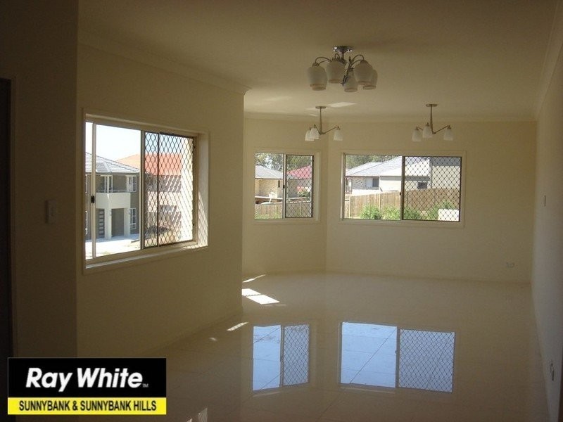 12 Avonlea Place, Eight Mile Plains QLD 4113