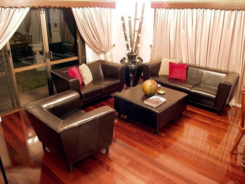 21 Hearnville Street, Robertson QLD 4109