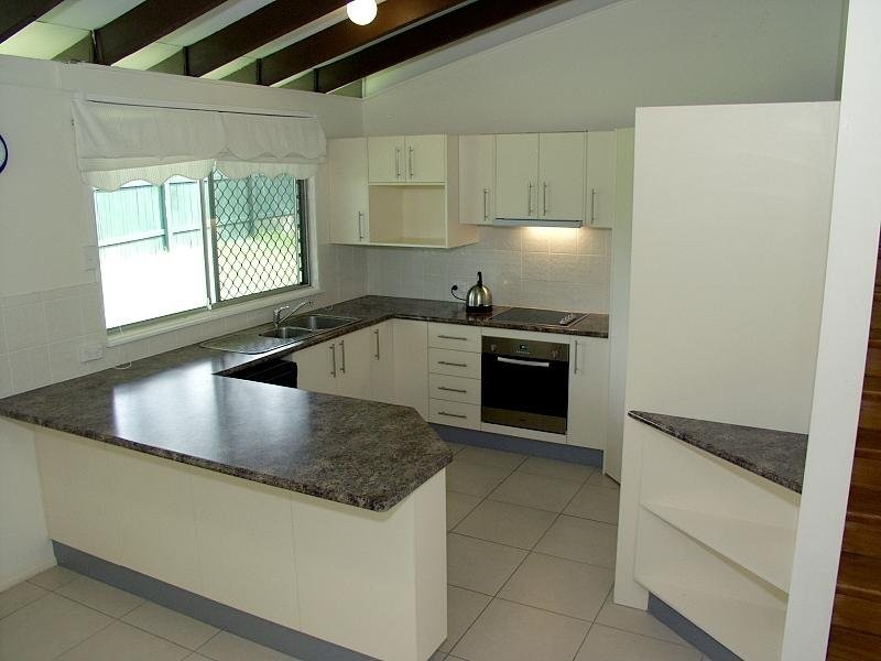 15 Marla Street, Robertson QLD 4109