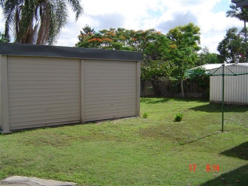 32 Manchester Street, Eight Mile Plains QLD 4113