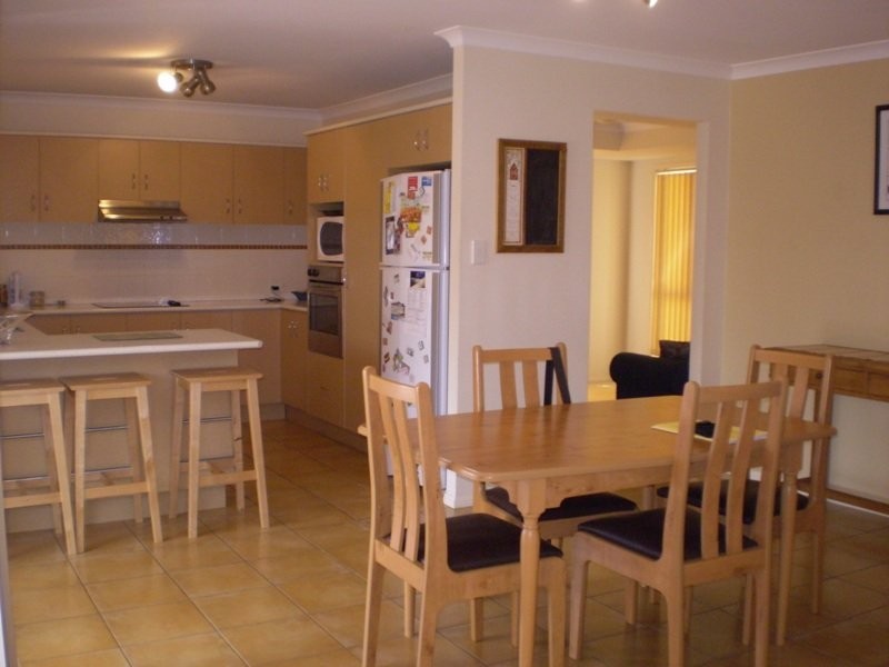 37 Prospect Street, Parkinson QLD 4115