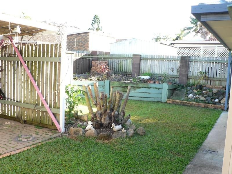 392 Warrigal Road, Eight Mile Plains QLD 4113