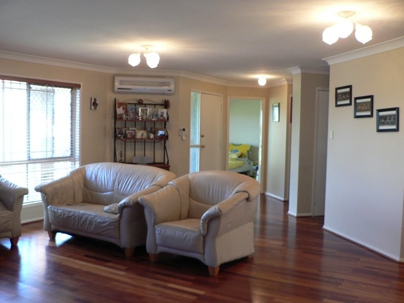 15 Tamarisk Way, Drewvale QLD 4116