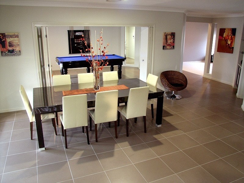 32 Lambert Drive, Calamvale QLD 4116