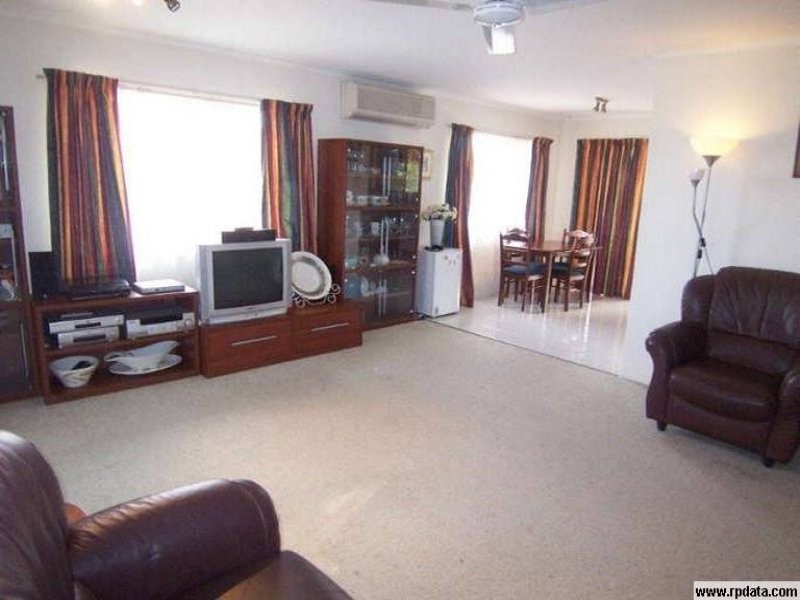 28 Veivers Street, Macgregor QLD 4109