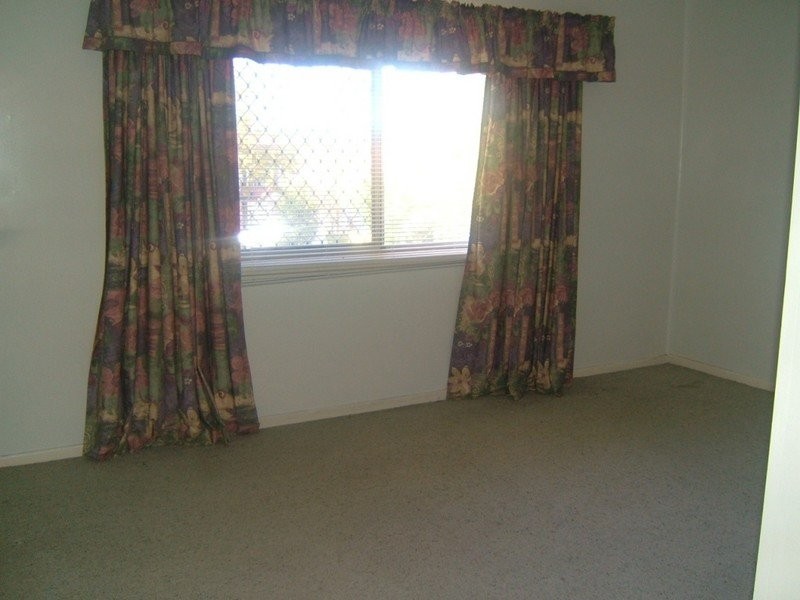 28 Veivers Street, Macgregor QLD 4109