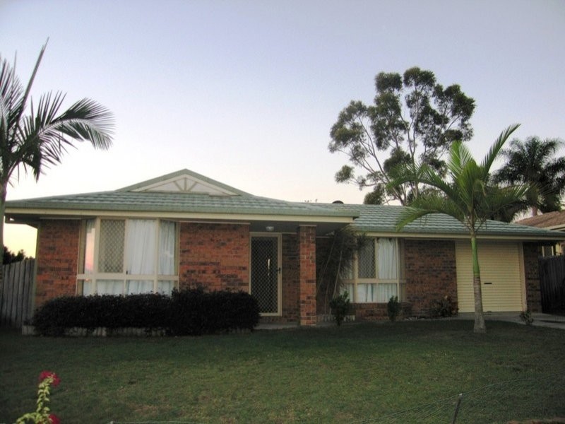 12 Debanie Crt, Marsden QLD 4132