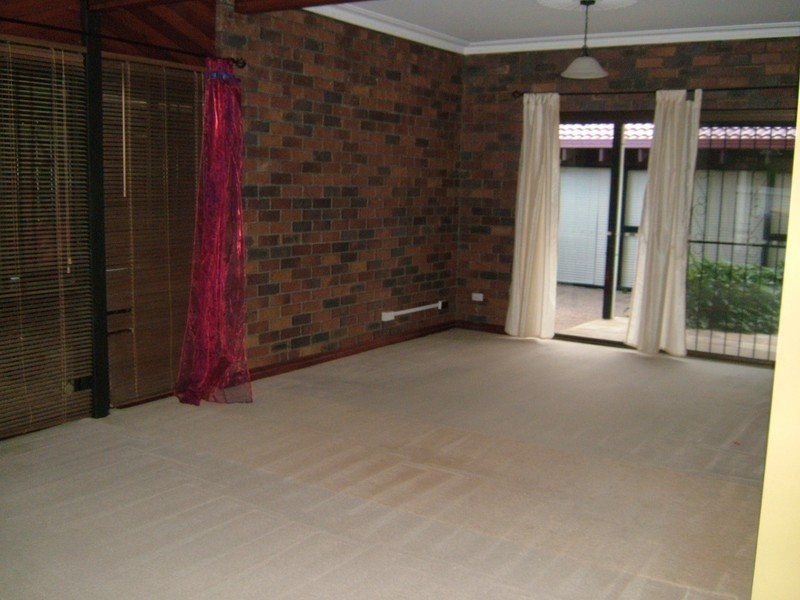 23 Estoril St, Robertson QLD 4109