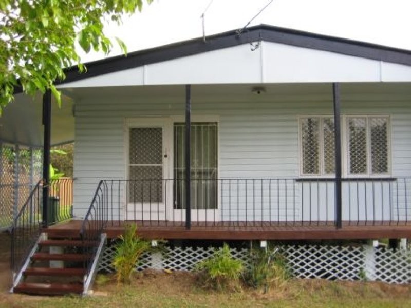 27 Pamela Crescent, Woodridge QLD 4114