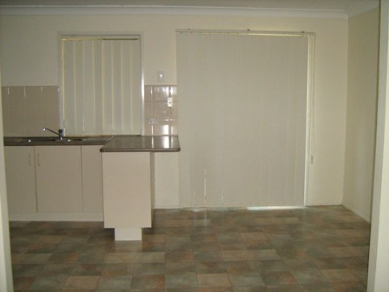 31 Short Street, Loganlea QLD 4131