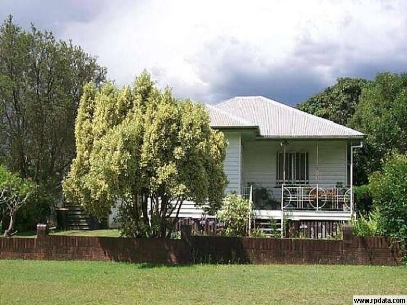 16 Bovey Street, Coopers Plains QLD 4108