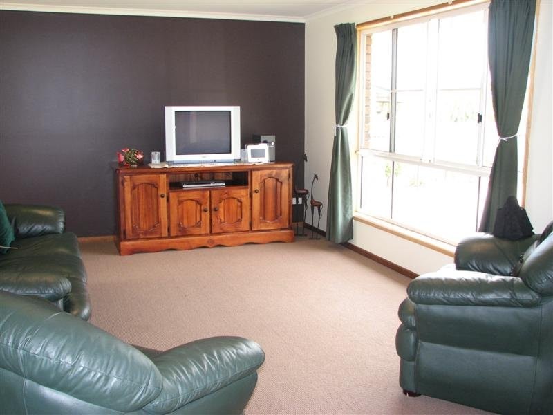 11 Kemp Street, Goolwa Beach SA 5214