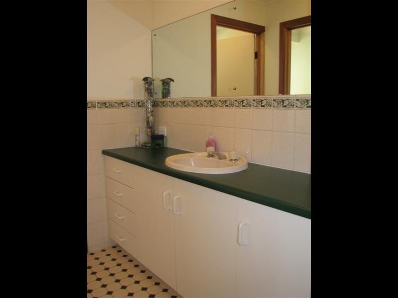 11 Kemp Street, Goolwa Beach SA 5214