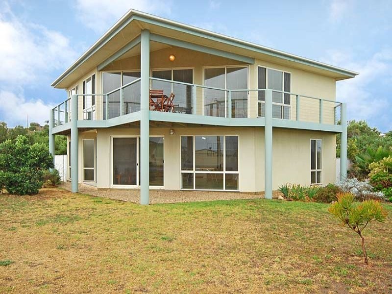 8 Hazel St, Goolwa Beach SA 5214