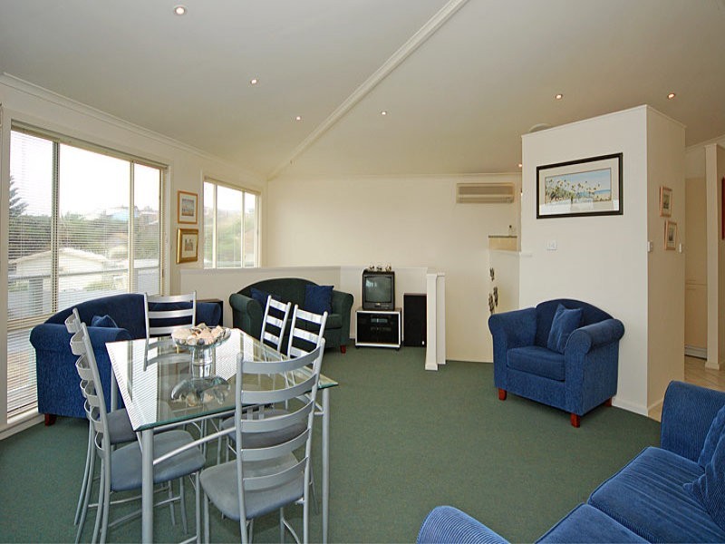 8 Hazel St, Goolwa Beach SA 5214