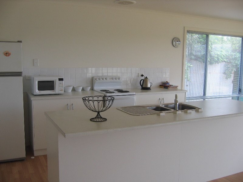 10 Newell Avenue, Middleton SA 5213