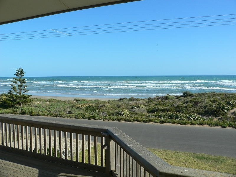 158 Surfers Parade, Middleton SA 5213