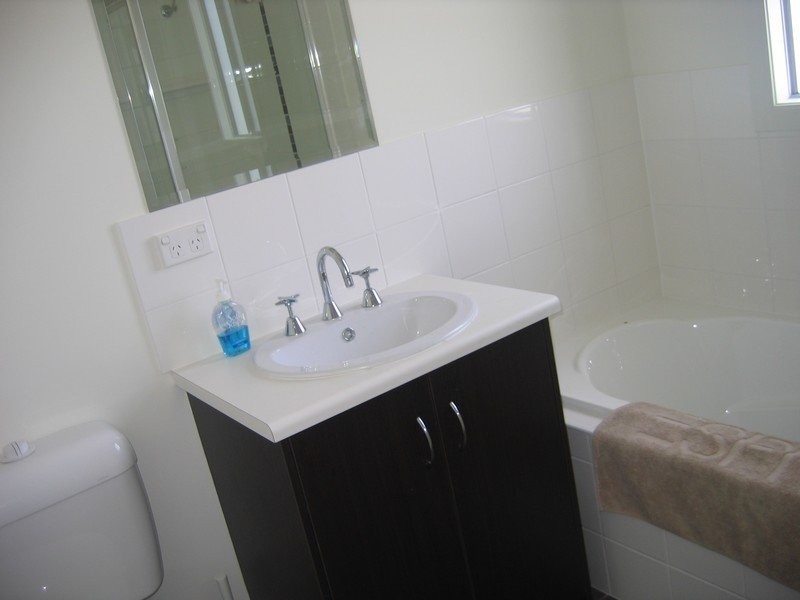 9 Barbara Street, Port Elliot SA 5212