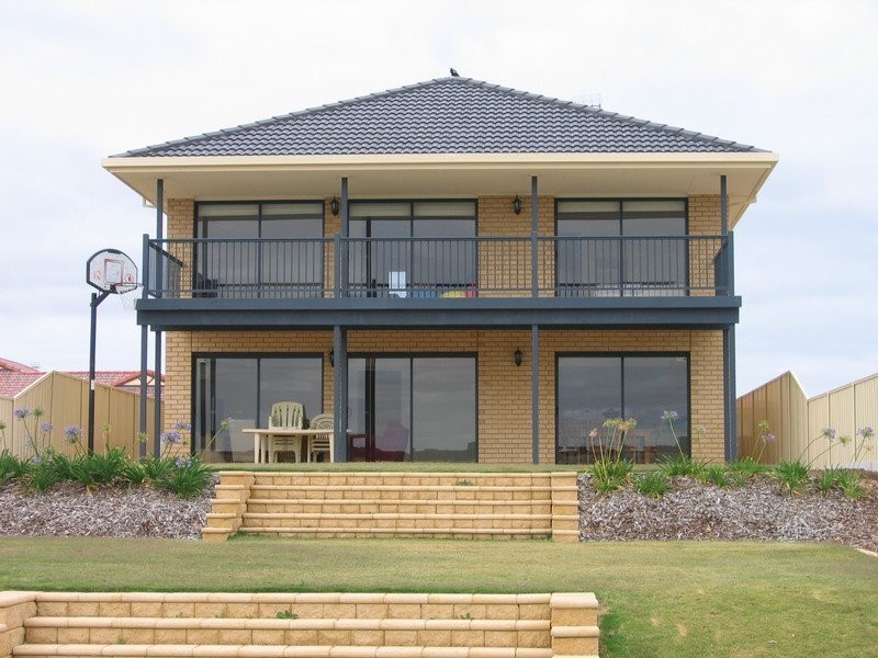 10 Wentworth Parade, Hindmarsh Island SA 5214