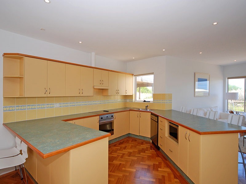 4a St Lukes Street, Port Elliot SA 5212