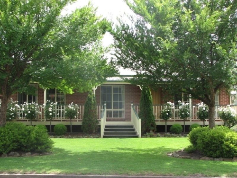 10 Galpin Avenue, Victor Harbor SA 5211