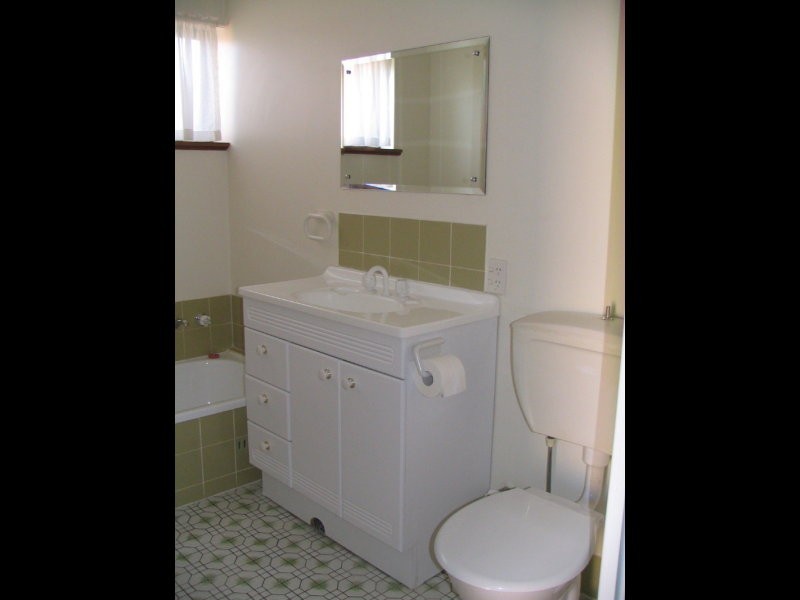 1 18 Basham Parade, Port Elliot SA 5212