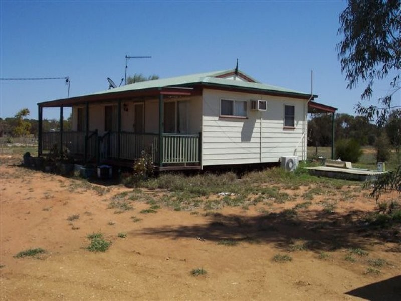 - Isisford-Blackall Rd, Blackall QLD 4472
