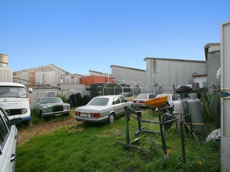 24 Manton Road, Oakleigh South VIC 3167