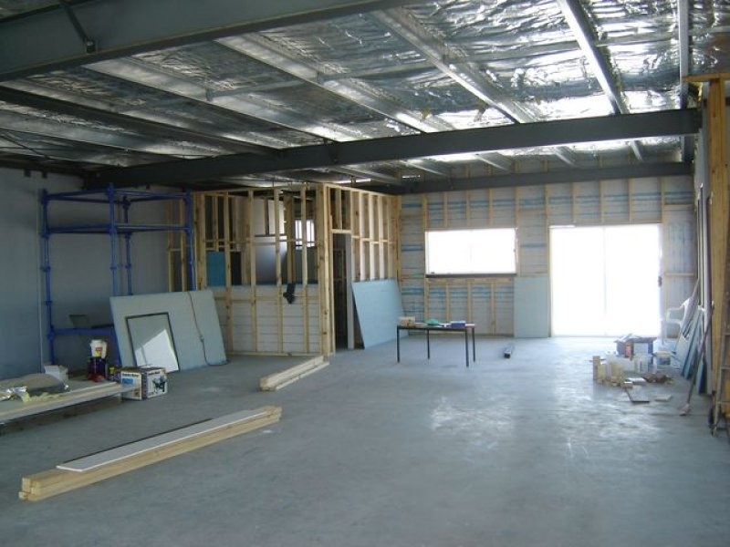 50 Downing Street, Oakleigh VIC 3166