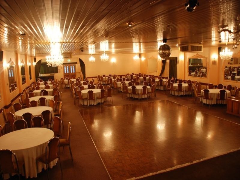 90 Atherton Road, Oakleigh VIC 3166