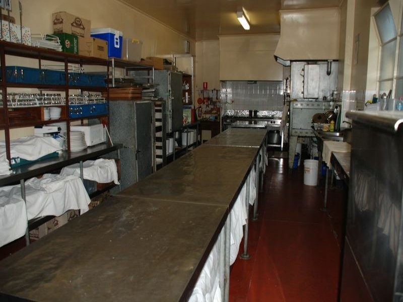 90 Atherton Road, Oakleigh VIC 3166