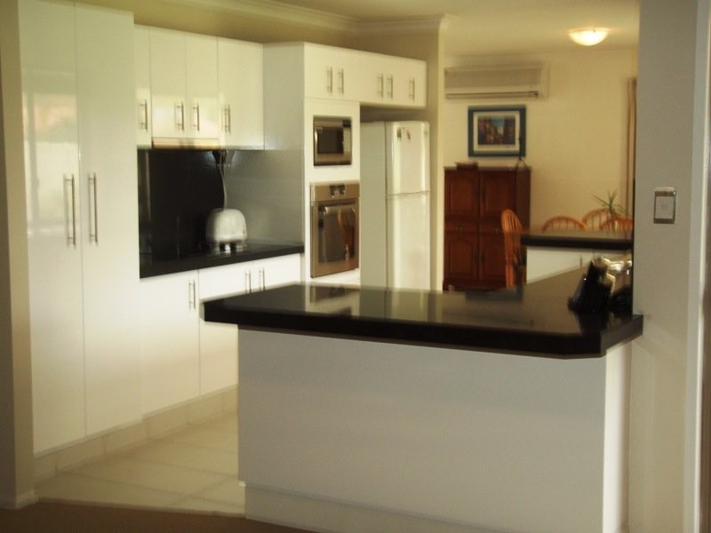 335 Ron Penhaligon Way, Robina QLD 4226