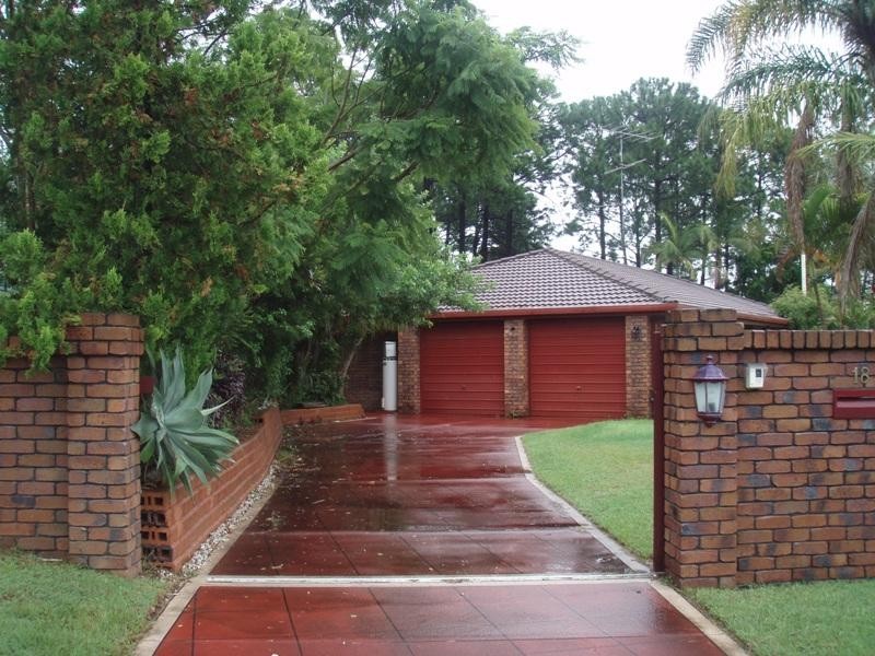 18 Tincurrin Court, Robina QLD 4226